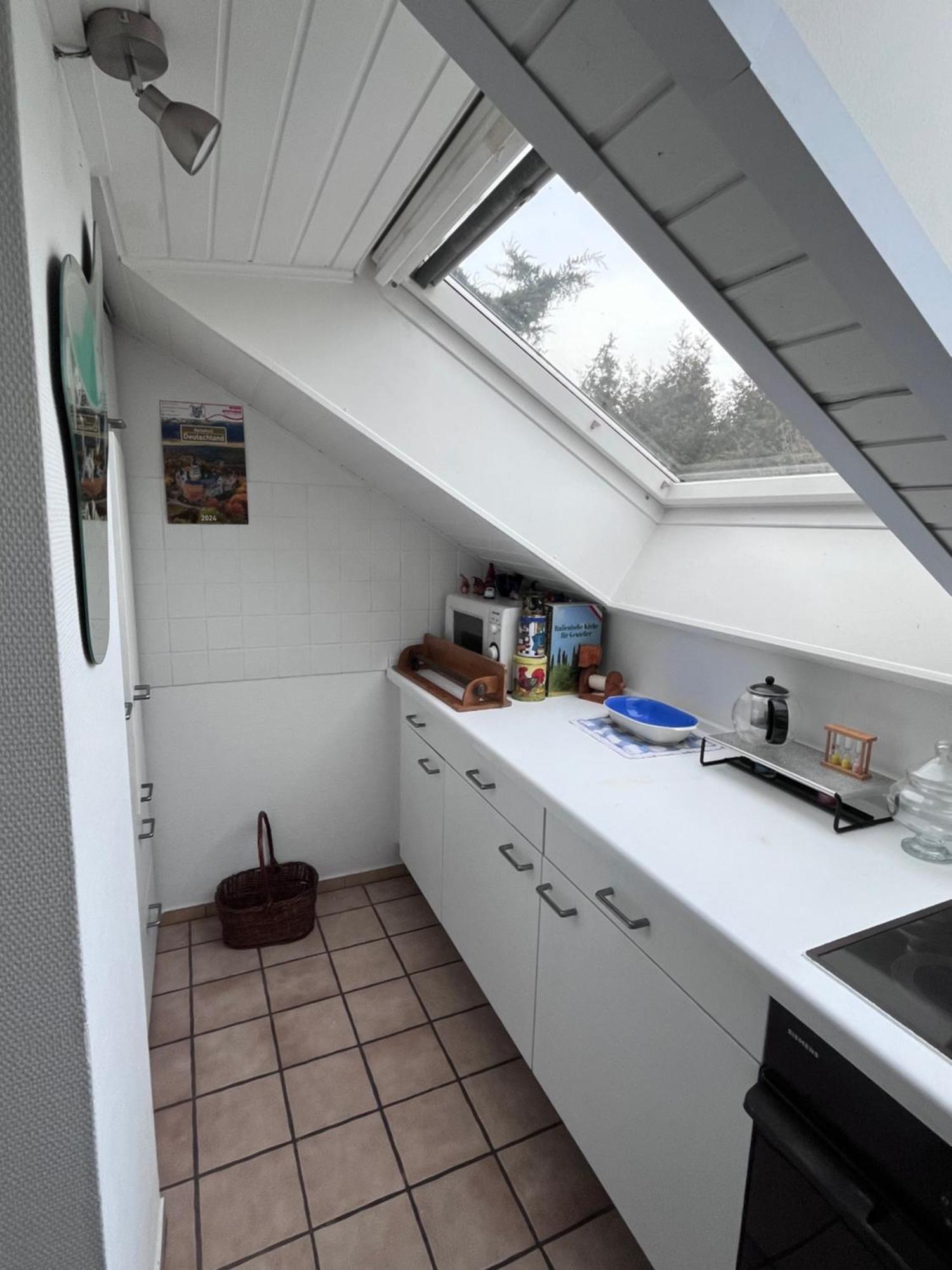 Helles Apartment Mit Balkon In Ruhiger Lage Hamelin Exterior foto